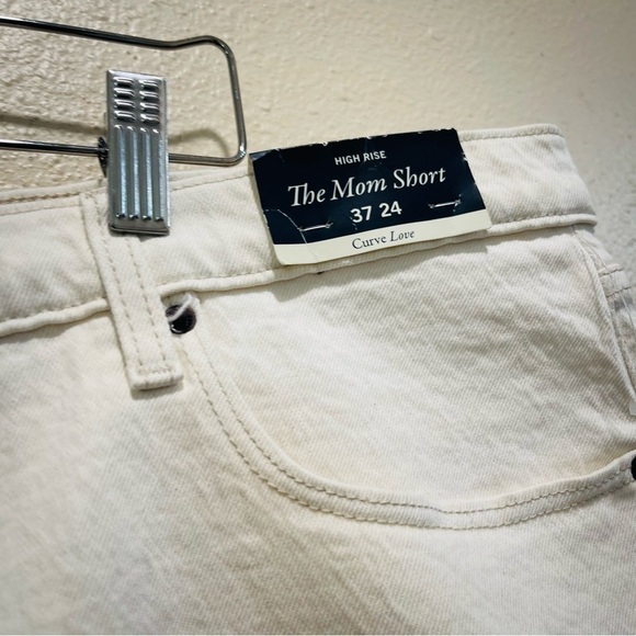Abercrombie & Fitch Curve Love High Rise Mom Short 37/24 NWT - Picture 7 of 11